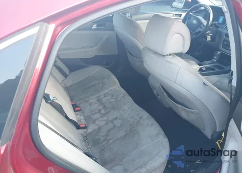 2015 Hyundai Sonata Se z USA, uszkodzony, nr VIN 5NPE24AF1FH229390